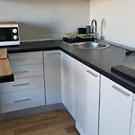 Apartmorze Na Lesnej דירה *