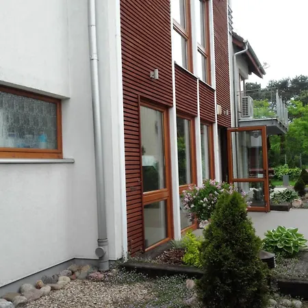 Apartmorze Na Lesnej 公寓 亚斯塔尔尼亚
